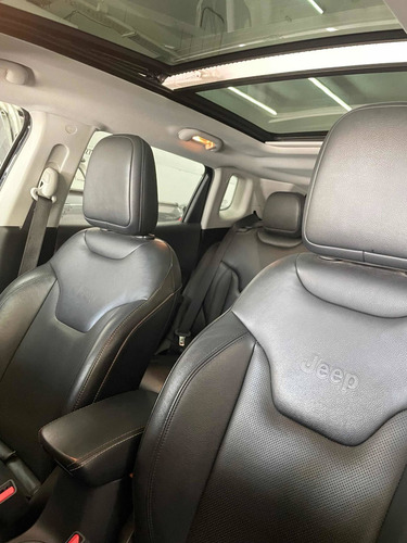 Imagen 8 de 12 de Jeep Compass 2019 2.4 Longitude Plus
