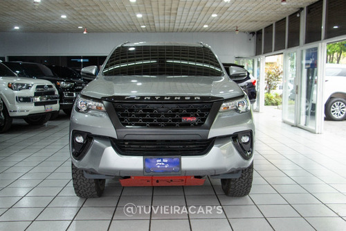 Imagen 2 de 9 de Toyota Fortuner Dubai Sportivo 2019 4x4