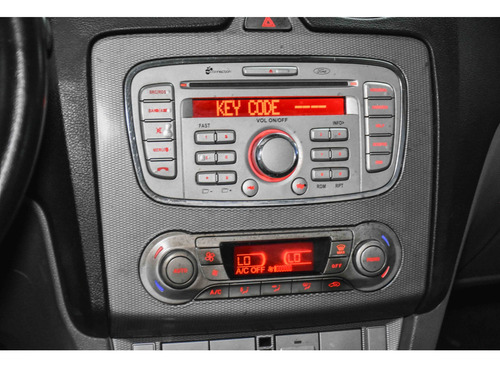 Ford Focus 2.0 GHIA 16V FLEX 4P AUTOMÁTICO