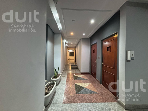 Departamento En Venta A Cuadras De Cañada! Cocina Separada Con Balcón!