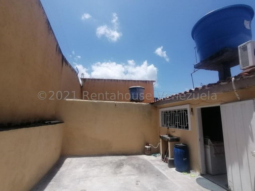 Imagen 22 de 30 de Casas En Venta La Mora Cabudare 22-4176 /m