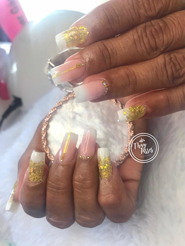 Imagem 3 de 5 de Unhas De Gel