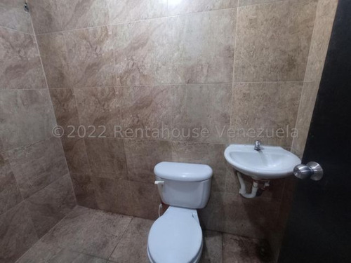 Imagen 7 de 30 de Galpon En Alquiler, Oficinas, Recepción, Mezzanina, Grua, Tanque De Agua . Inf 0424-5337900, Cod. 22-15373, Nds 12/06