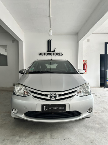 Toyota Etios 1.5 Sedan Xs