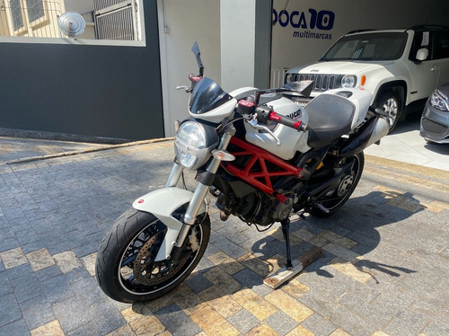 Imagem 4 de 15 de Ducati Monster 796 2014