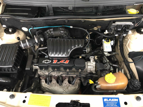 Chevrolet Agile Lt 1.4 5p 2012