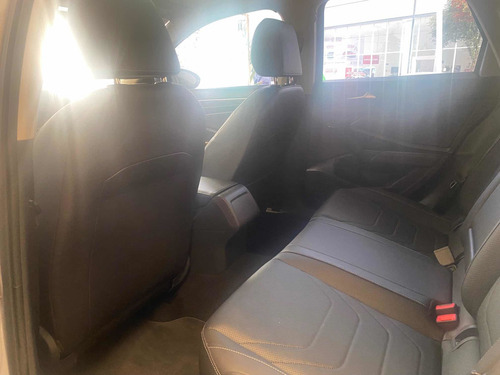 Imagen 13 de 15 de Volkswagen Jetta 2019 1.4 T Fsi Highline Tiptronic