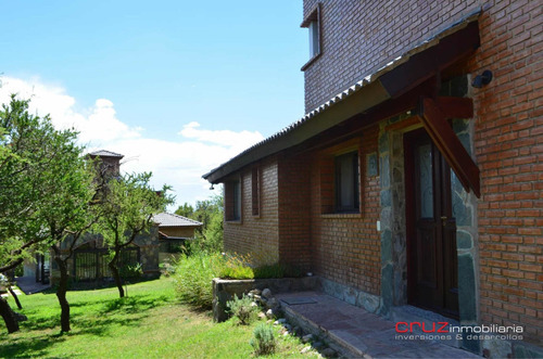 Vendo Casa Barrio Privado 4 Ambientes, 2 Baños, Pileta