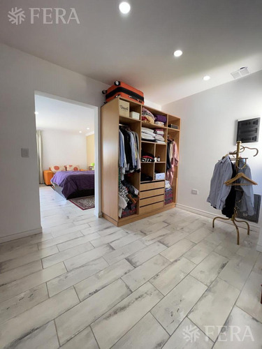 Imagen 20 de 26 de Venta Casa 4 Ambientes Con Galería Con Parrilla Y Fondo Libre Con Piscina En La Candida (30702)