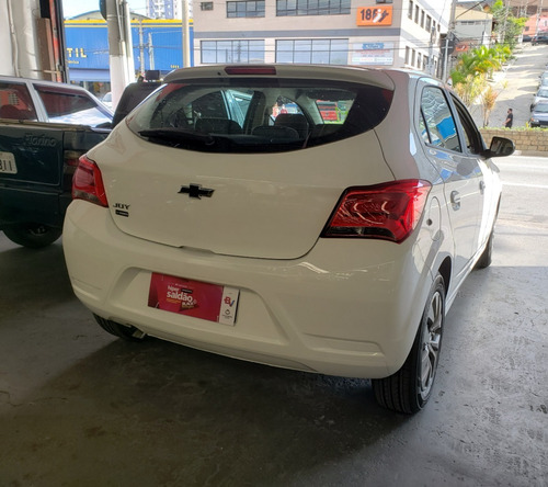 Imagem 2 de 10 de Onix Joy 1.0 Apenas 132 Km