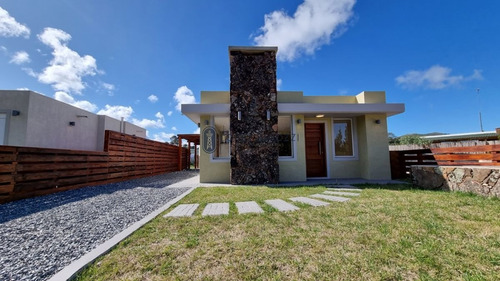 Imagen 2 de 24 de Casa - Pueblo Arena - Deco