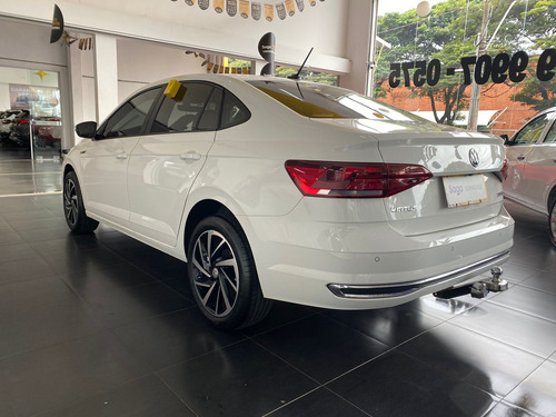 Imagem 6 de 10 de Volkswagen Virtus 1.0 200 Tsi Comfortline (flex) (aut)