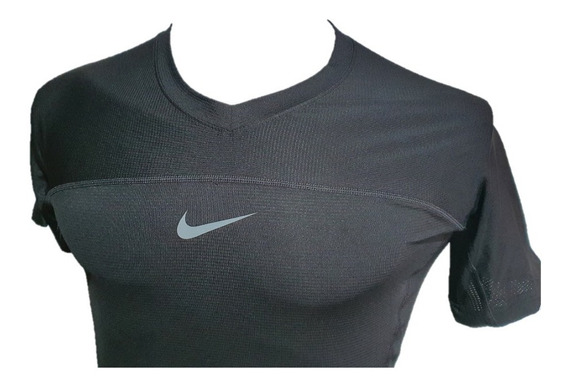 remera nike running