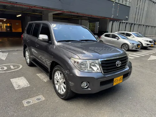 Toyota Land Cruiser 4.5 Elite Lc200