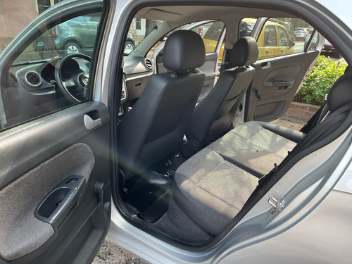 Volkswagen Gol Trend 1.6 Pack Ii 101cv
