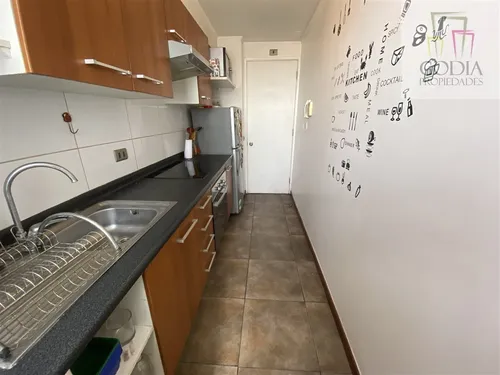 Departamento En Arriendo De 2 Dorm. En Recoleta