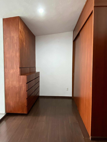 Casa De 3 Recámaras 3 Baños Completos Y Un Medio Baño