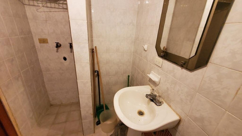 Imagen 6 de 14 de Apartamento En Venta Av Bolivar Barcelona Suite