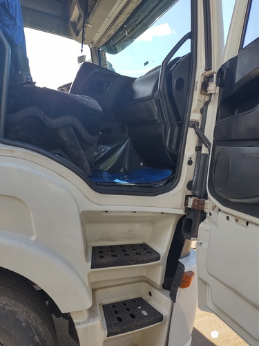 Imagem 4 de 5 de Ford 440