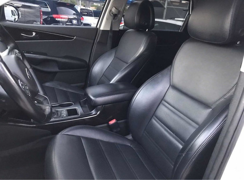 Imagen 8 de 9 de Kia Sorento 2016 3.3l Ex Pack Nav 7 Pas Mt