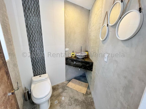 Ofrecemos En Alquiler Exclusivo Y Elegante Loft Ubicado En Oripoto 24-14767