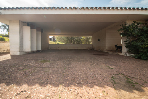 Excepcional Casa En Venta En La Ciudad De Concordia