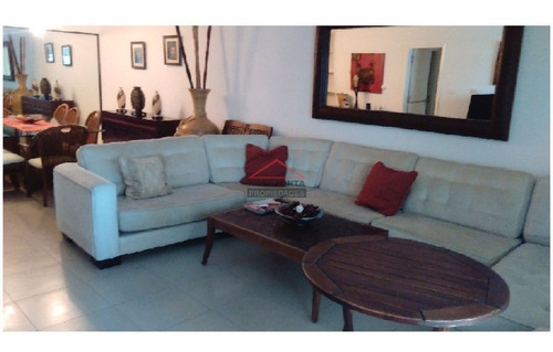 Apartamento En Brava, 3 Dormitorios *- Ref: 2796