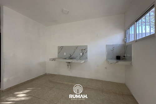 Casa En Venta En Col. Flores Magón