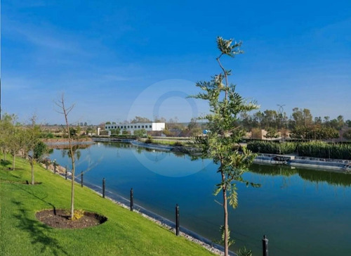 Terreno En Venta En El Faro De Los Cisnes Corregidora Querétaro