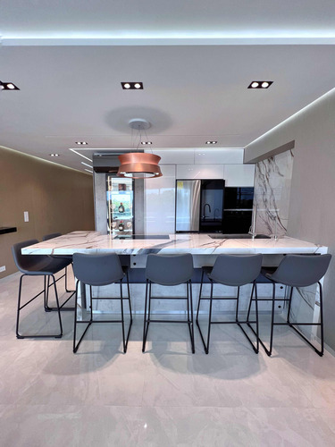 Espectacular Apartamento En Isla Paraíso Conterraza Y Muelle