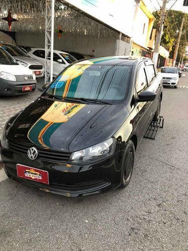 Volkswagen Voyage 2015 1.0 Trendline Total Flex 4p