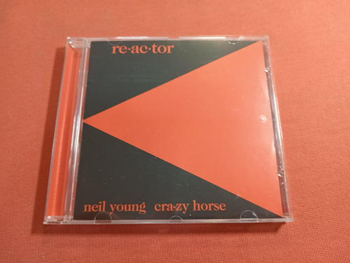 Neil Young & Crazy Horse / Re Ac Tor / Made In Germany B33 