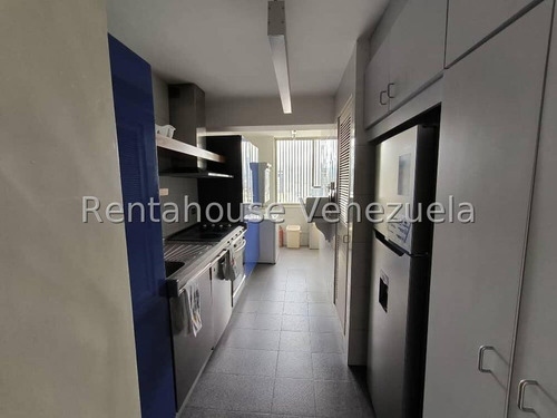 Apartamento En Venta En Altamira 25-5491 Yf