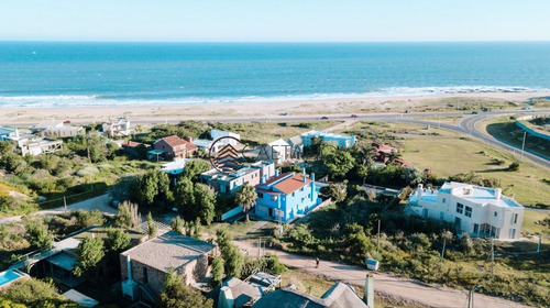 Imagen 2 de 30 de Venta Casa 7 Dormitorios Manantiales. - Manantiales El Chorro
