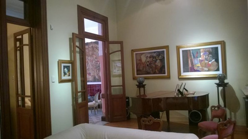 Casa En Venta, 7 Dormitorios, Patio, Aptas Para Diferentes Usos, La Plata, 14 Y 49