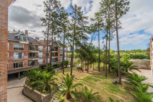 Imagen 10 de 25 de Apartamento En Alquiler De 3 Dormitorios Con Parrillero