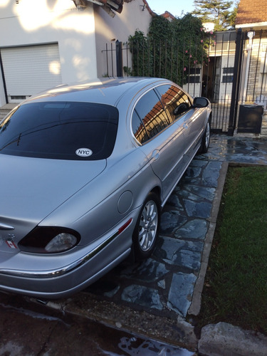 Jaguar X-type 2.5 