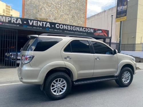 Toyota Fortuner -automática