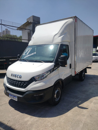 Iveco Daily 35.150 2021 Baú