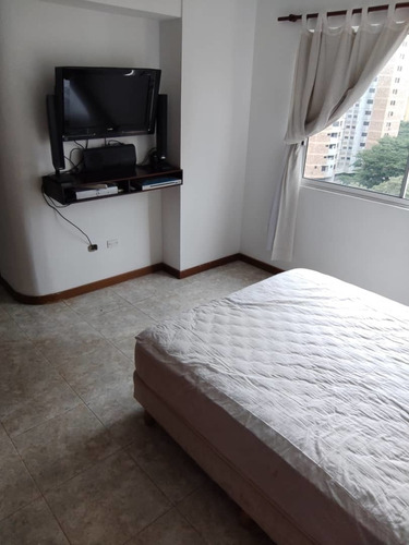 Imagen 8 de 10 de Alexauzuga Alquiler Apartamento Valle Blanco Mandalay Suites