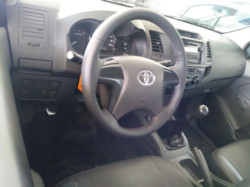 Toyota Hilux Dx 2.5 4x2 S/c 2013
