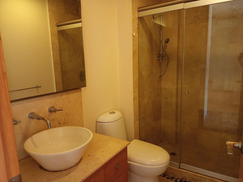 Renta Departamento Con Balcón -excelente Ubicación En La Nápoles-