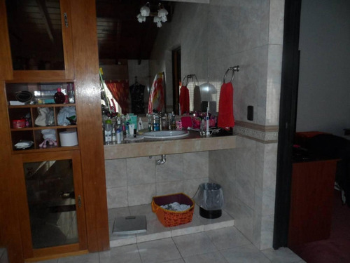 Imagen 13 de 19 de Castelar Norte, Importante Propiedad De 7 Ambientes.