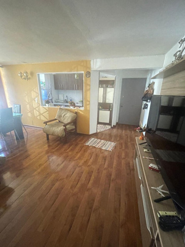 Arriendo Espacioso Departamento En San Camilo, Santiago