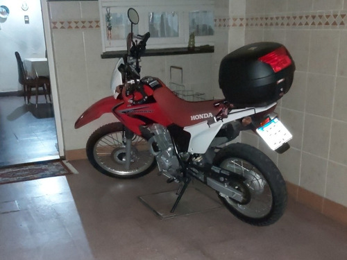 Imagen 5 de 11 de Honda Tornado 250