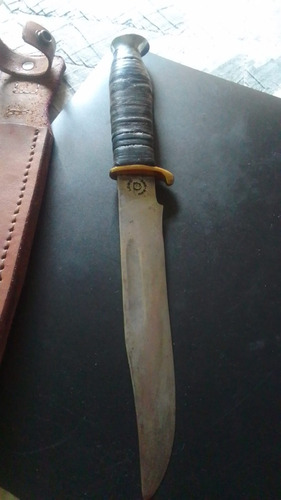 Cuchillo Lobo Muy Sano 18.5 Cm Hoja