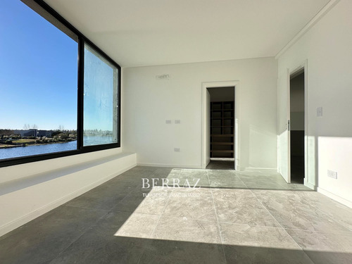 Casa Venta 5 Ambientes A La Laguna En Barrio San Matías Area 5 Escobar Lote De 974,75 M2