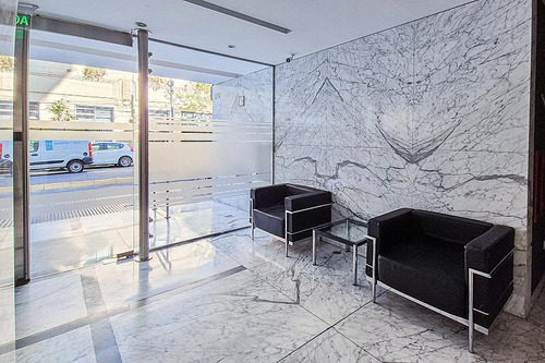 Venta Departamento 2 Ambientes Frente Con Balcón Amenities Almagro