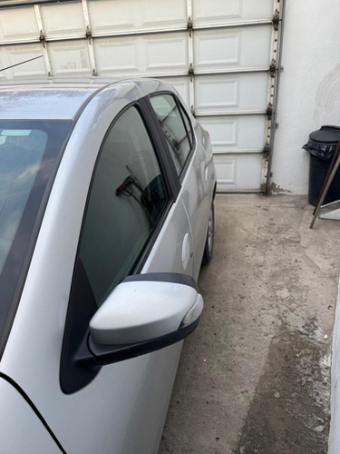 Renault Logan 1.6 Dynamique Mt