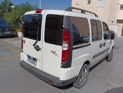 Fiat Doblo 1.8 16v Essence 7l Flex 5p 5 marchas